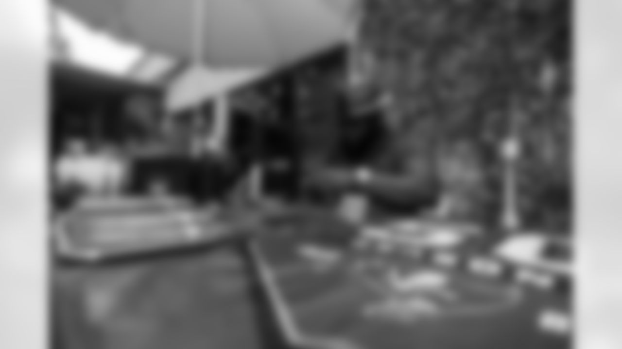 ATLANTA, GA - September 06, 2025 - Luxury Suite Excursion before for the game between the Tampa Bay Buccaneers and Atlanta Falcons. The Bucs won the game, 23-20. Photo By Doug DeFelice/Tampa Bay Buccaneers