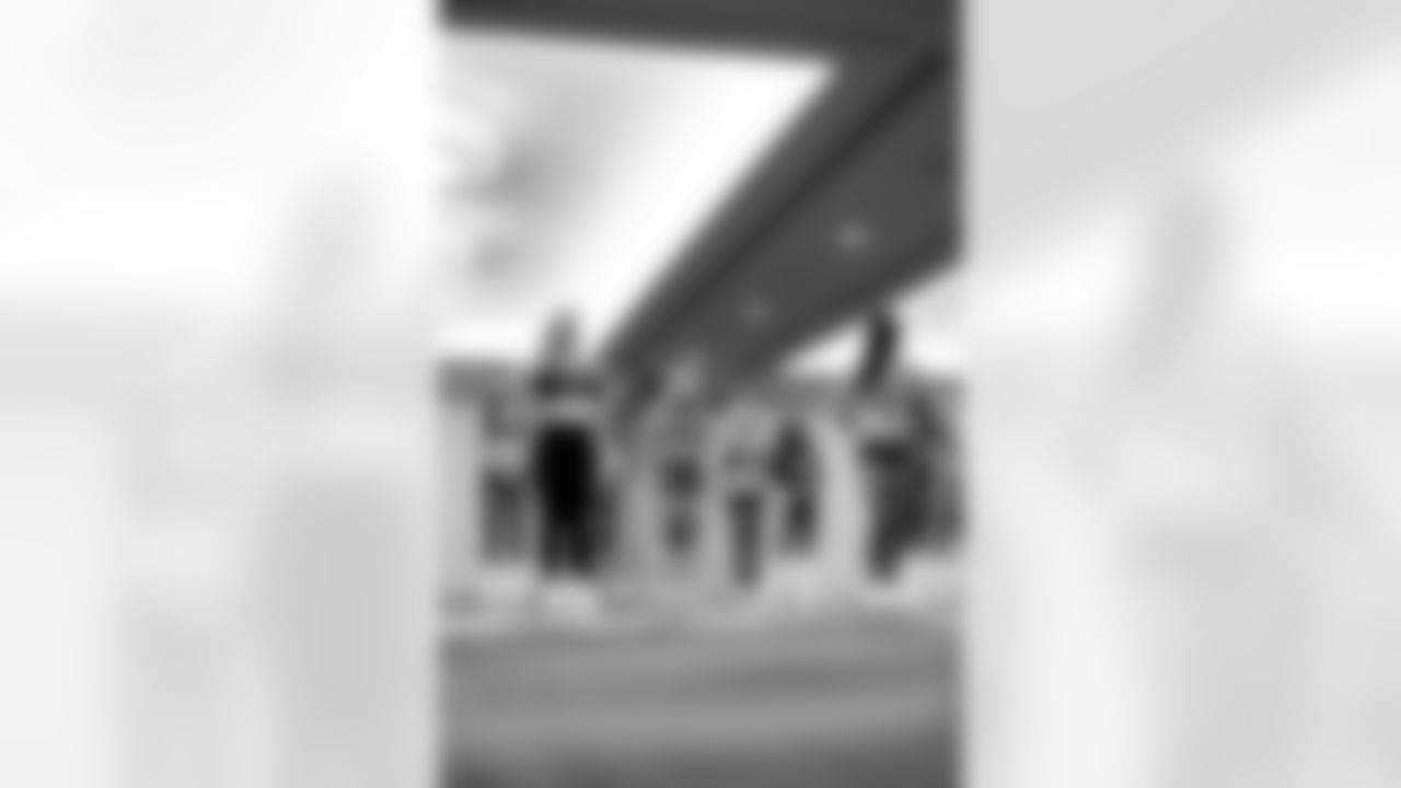 SAN FRANCISCO, CA - February 01, 2026 - Tampa Bay Buccaneers Pro Bowl Cheerleader Savannah during rehearsals. Photo By Tori Richman/Tampa Bay Buccaneers