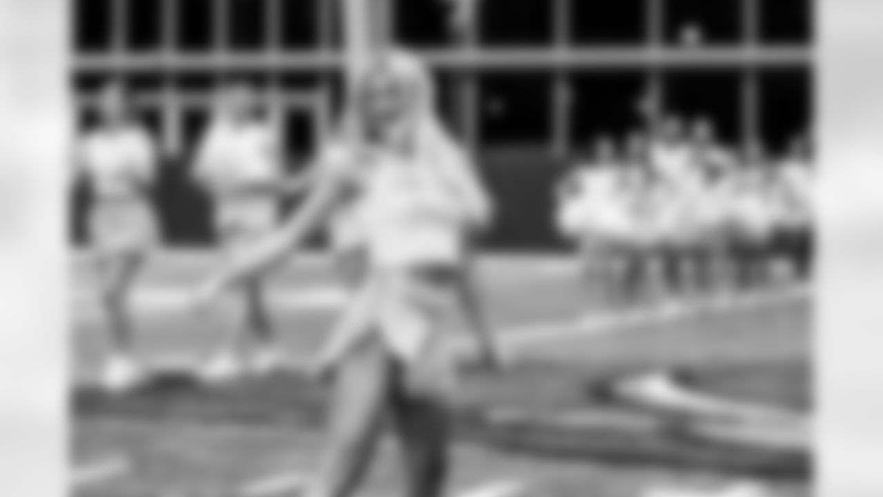 TAMPA, FL - December 09, 2025 - Tampa Bay Buccaneers Cheerleaders during Field Rehearsal at AdventHealth Training Center. Photo By Tori Richman/Tampa Bay Buccaneers