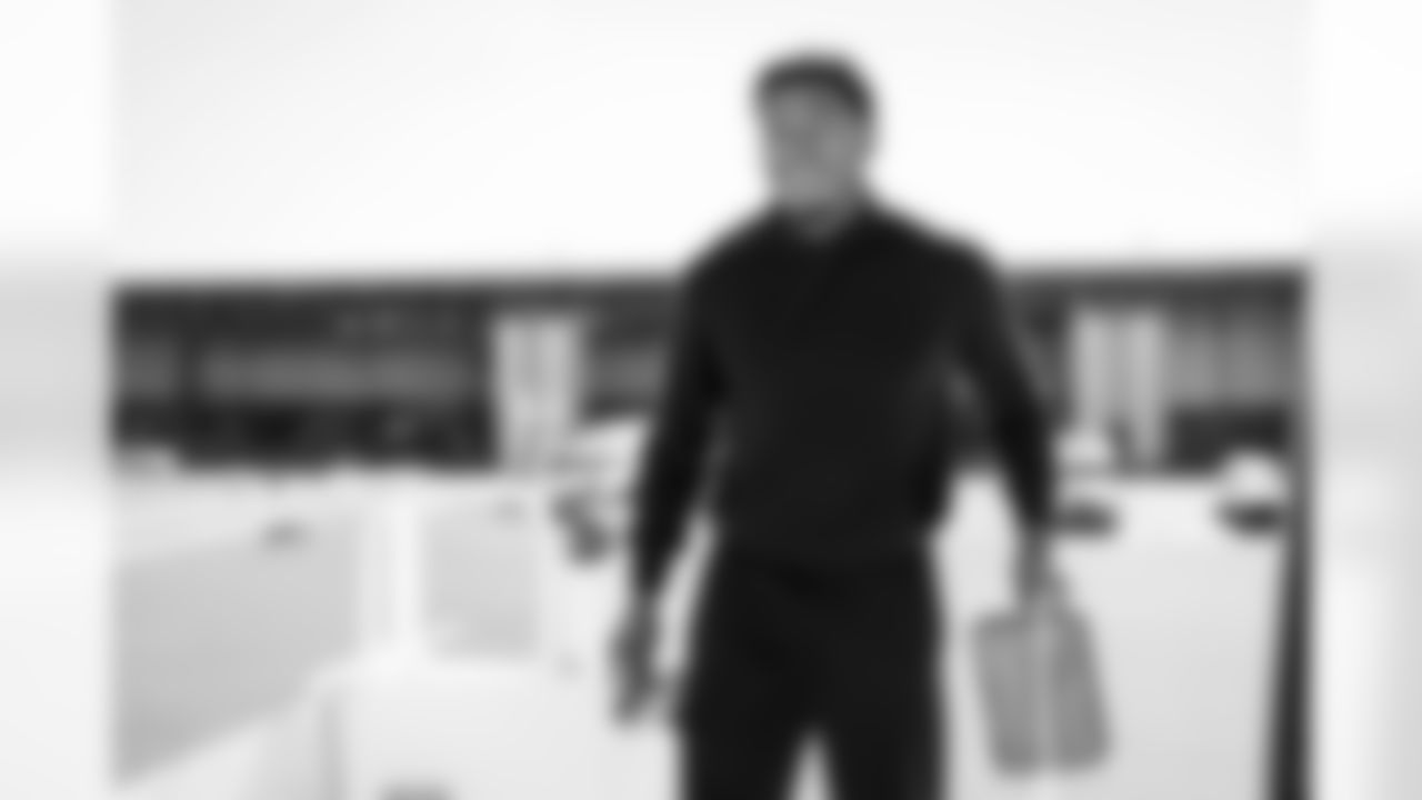 TAMPA, FL - November 15, 2025 - Safety Kaevon Merriweather #26 of the Tampa Bay Buccaneers departs before the Bucs' game against the Buffalo Bills. Photo By Tori Richman/Tampa Bay Buccaneers