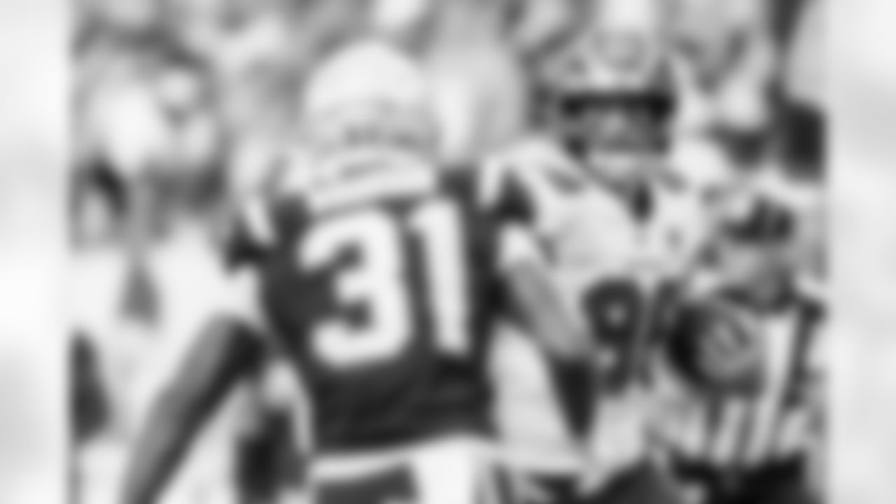 TAMPA, FL - November 09, 2025 - Tight End Cade Otton #88 of the Tampa Bay Buccaneers during the game between the New England Patriots and Tampa Bay Buccaneers. The Bucs lost the game, 28-23. Photo By Tori Richman/Tampa Bay Buccaneers