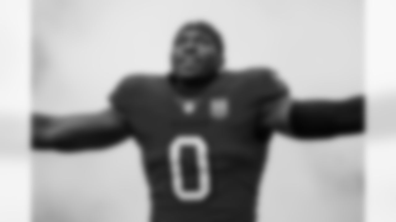 TAMPA, FL - December 07, 2025 - The Tampa Bay Buccaneers and New Orleans Saints during a regular season game at Raymond James Stadium. The Bucs lost the game, 24-20. Photo By Doug DeFelice/Tampa Bay Buccaneers