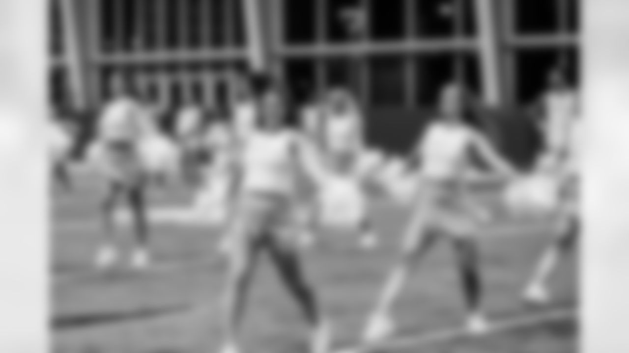 TAMPA, FL - December 09, 2025 - Tampa Bay Buccaneers Cheerleaders during Field Rehearsal at AdventHealth Training Center. Photo By Tori Richman/Tampa Bay Buccaneers