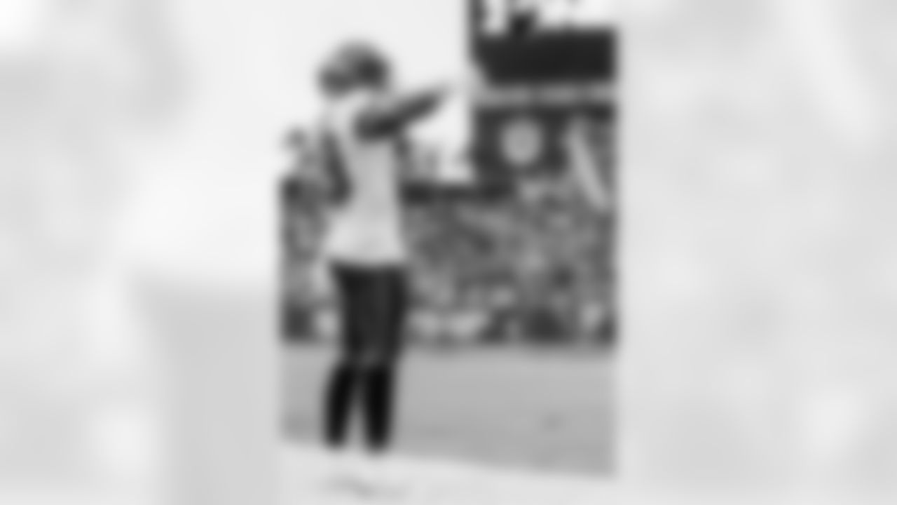 TAMPA, FL - November 09, 2025 - Wide Receiver Kameron Johnson #19 of the Tampa Bay Buccaneers during the game between the New England Patriots and Tampa Bay Buccaneers. The Bucs lost the game, 28-23. Photo By Doug DeFelice/Tampa Bay Buccaneers