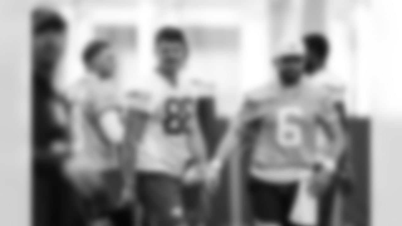 TAMPA, FL - May 12, 2025 - Tight End Cade Otton #88 and Quarterback Baker Mayfield #6 of the Tampa Bay Buccaneers during Phase 2 workouts at AdventHealth Training Center. Photo By Kyle Zedaker/Tampa Bay Buccaneers