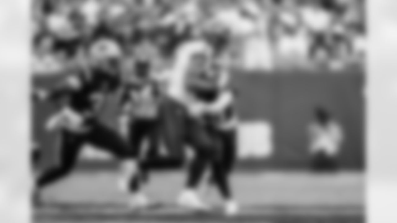 TAMPA, FL - November 09, 2025 - Wide Receiver Emeka Egbuka #2 of the Tampa Bay Buccaneers during the game between the New England Patriots and Tampa Bay Buccaneers. The Bucs lost the game, 28-23. Photo By Tori Richman/Tampa Bay Buccaneers