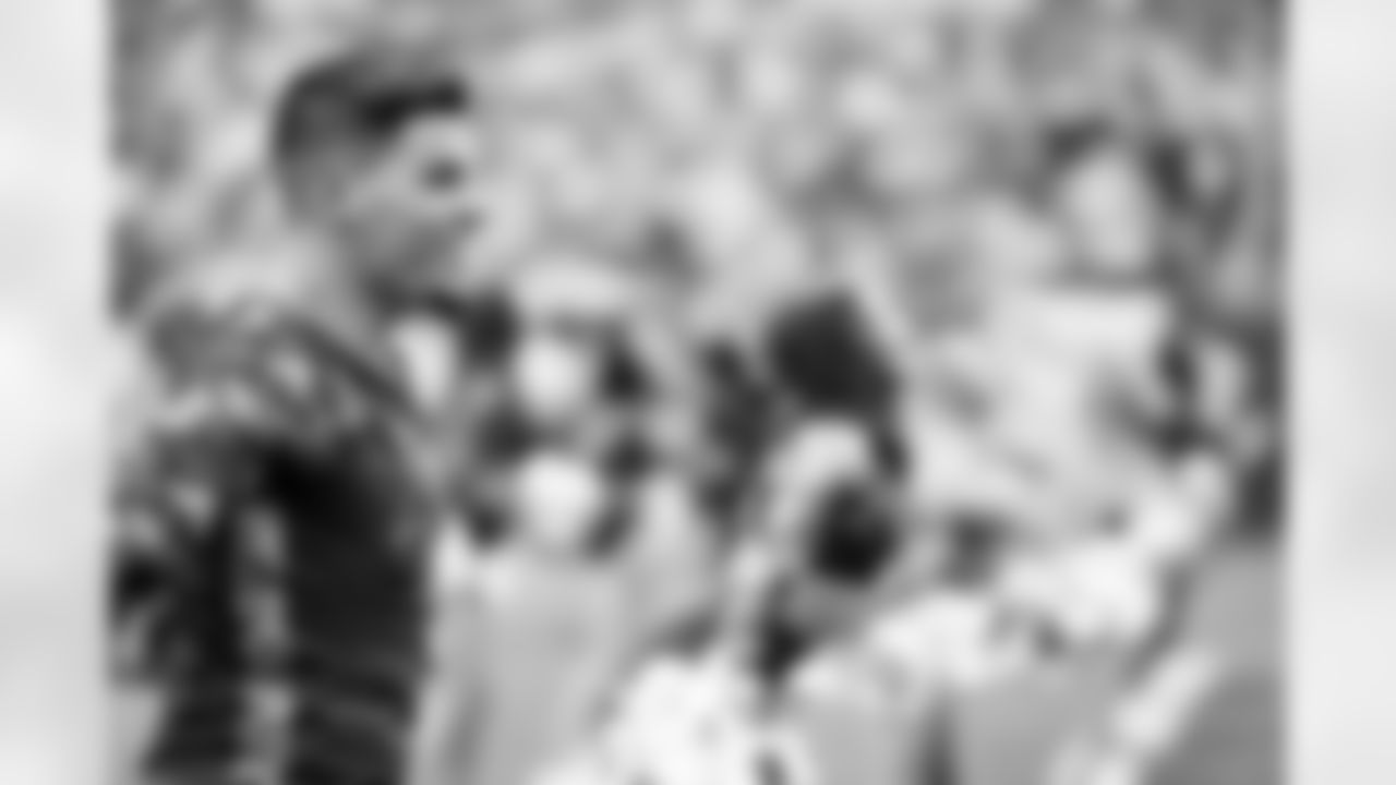 TAMPA, FL - November 09, 2025 - Tampa Bay Buccaneers Cheerleaders before the game between the New England Patriots and Tampa Bay Buccaneers. The Bucs lost the game, 28-23. Photo By Kyle Zedaker/Tampa Bay Buccaneers