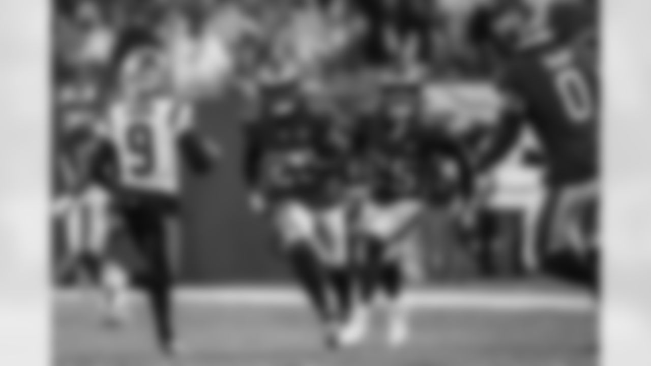 TAMPA, FL - January 03, 2026 - The Carolina Panthers and Tampa Bay Buccaneers play a regular season game at Raymond James Stadium. The Bucs won the game, 16-14. Photo By Tori Richman/Tampa Bay Buccaneers