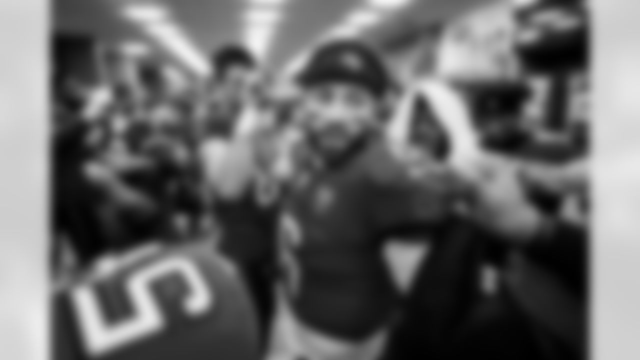 TAMPA, FL - December 07, 2025 - The Tampa Bay Buccaneers and New Orleans Saints during a regular season game at Raymond James Stadium. The Bucs lost the game, 24-20. Photo By Tori Richman/Tampa Bay Buccaneers