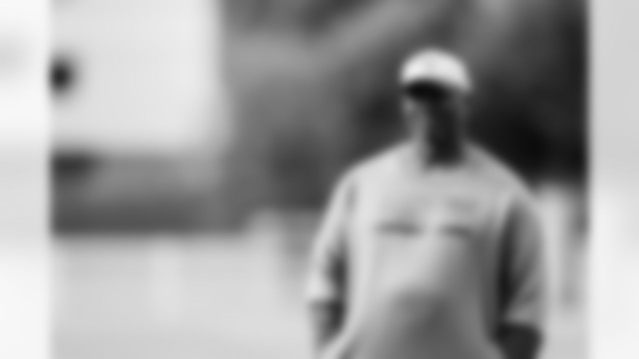 TAMPA, FL - May 13, 2025 - Head Coach Todd Bowles of the Tampa Bay Buccaneers during Phase 2 workouts at AdventHealth Training Center. Photo By Tori Richman/Tampa Bay Buccaneers