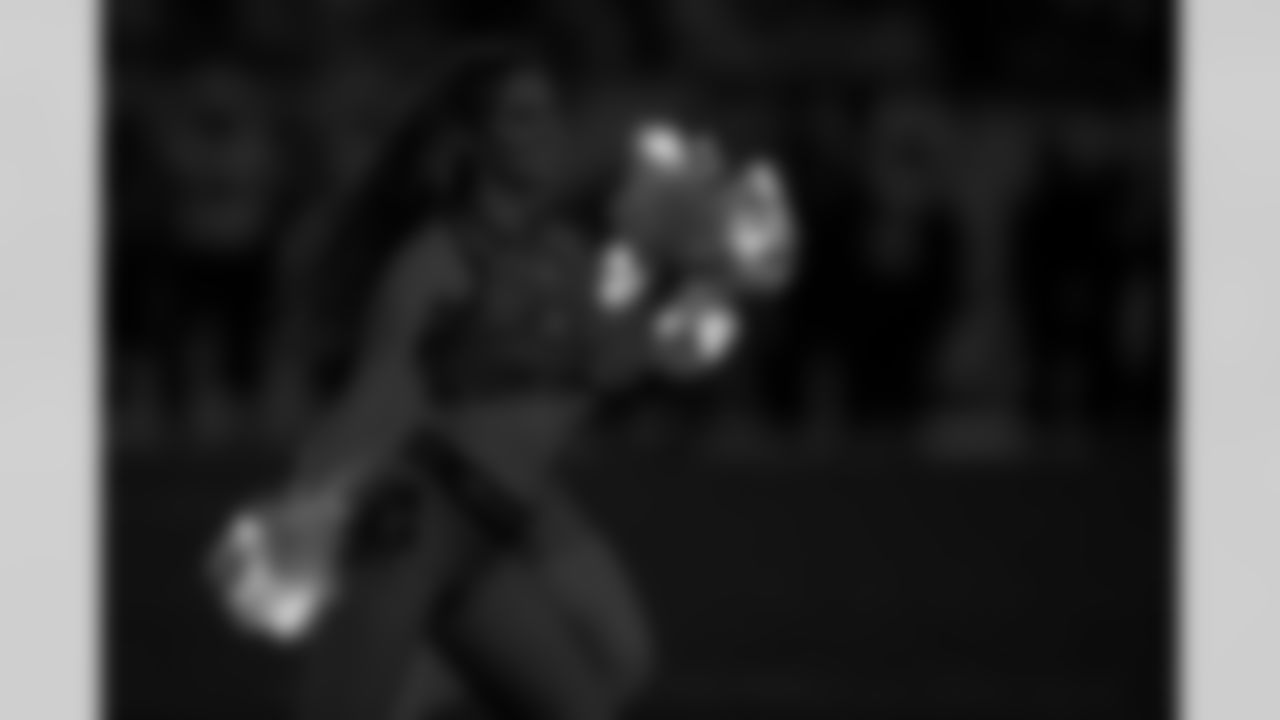 TAMPA, FL - January 03, 2026 - The Carolina Panthers and Tampa Bay Buccaneers play a regular season game at Raymond James Stadium. The Bucs won the game, 16-14. Photo By Kyle Zedaker/Tampa Bay Buccaneers