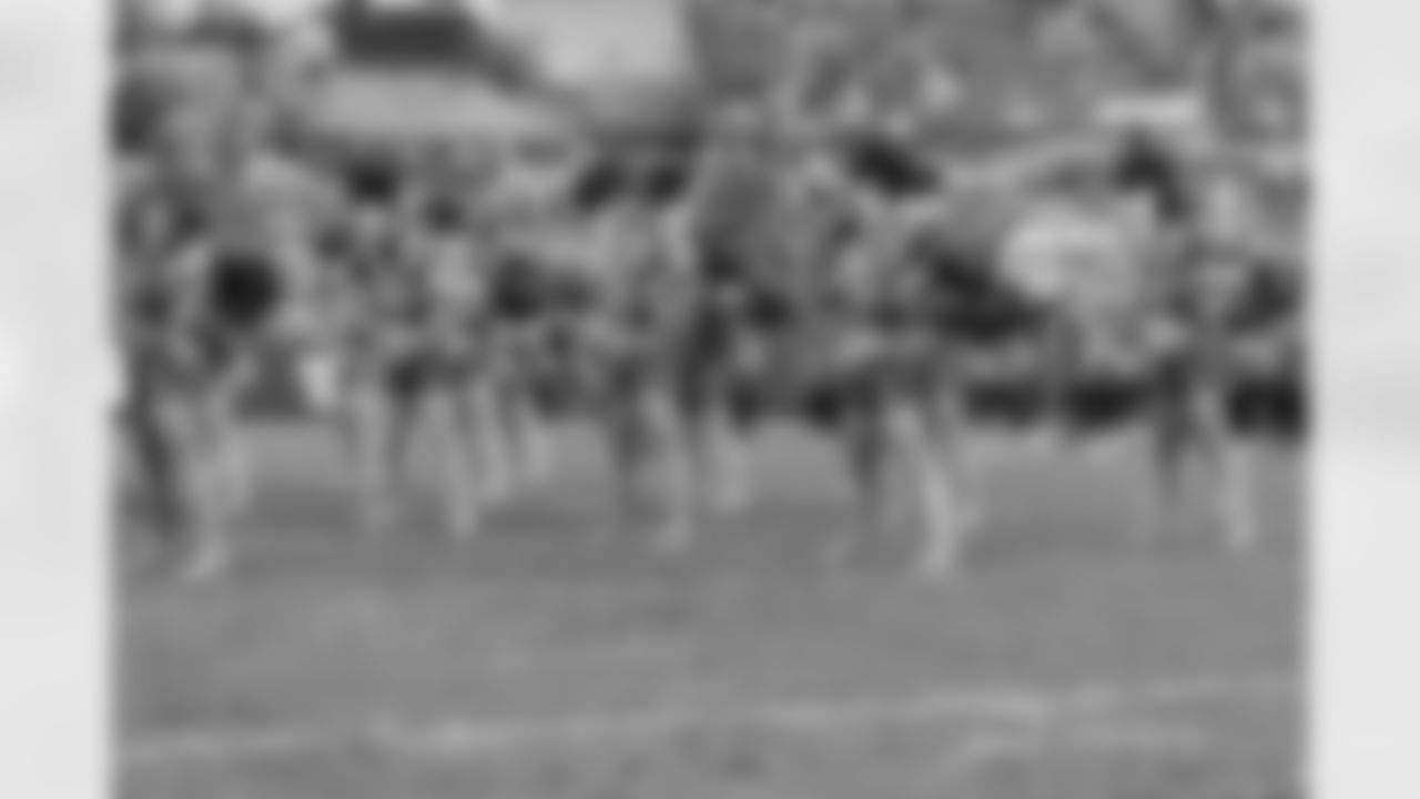 TAMPA, FL - December 07, 2025 - The Tampa Bay Buccaneers and New Orleans Saints during a regular season game at Raymond James Stadium. The Bucs lost the game, 24-20. Photo By Doug DeFelice/Tampa Bay Buccaneers