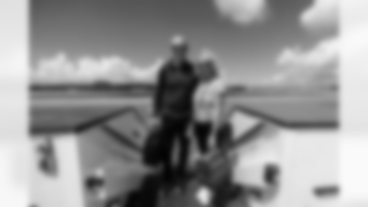 ATLANTA, GA - September 06, 2025 - Luxury Suite Excursion departs for the game between the Tampa Bay Buccaneers and Atlanta Falcons. The Bucs won the game, 23-20. Photo By Doug DeFelice/Tampa Bay Buccaneers