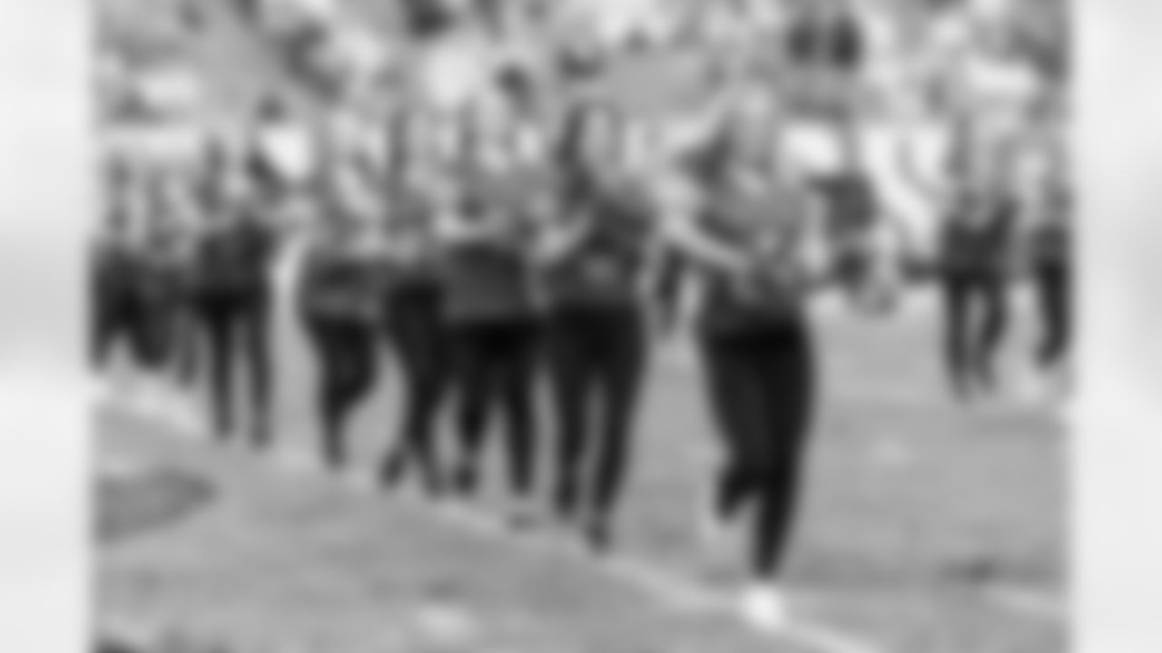 TAMPA, FL - December 07, 2025 - The Tampa Bay Buccaneers and New Orleans Saints during a regular season game at Raymond James Stadium. The Bucs lost the game, 24-20. Photo By Tori Richman/Tampa Bay Buccaneers