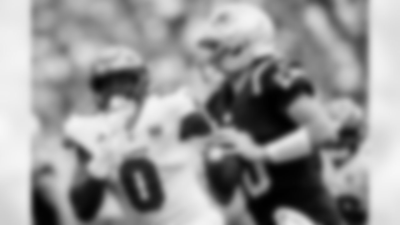 TAMPA, FL - November 09, 2025 - Outside Linebacker Yaya Diaby #0 of the Tampa Bay Buccaneers during the game between the New England Patriots and Tampa Bay Buccaneers. The Bucs lost the game, 28-23. Photo By Kyle Zedaker/Tampa Bay Buccaneers