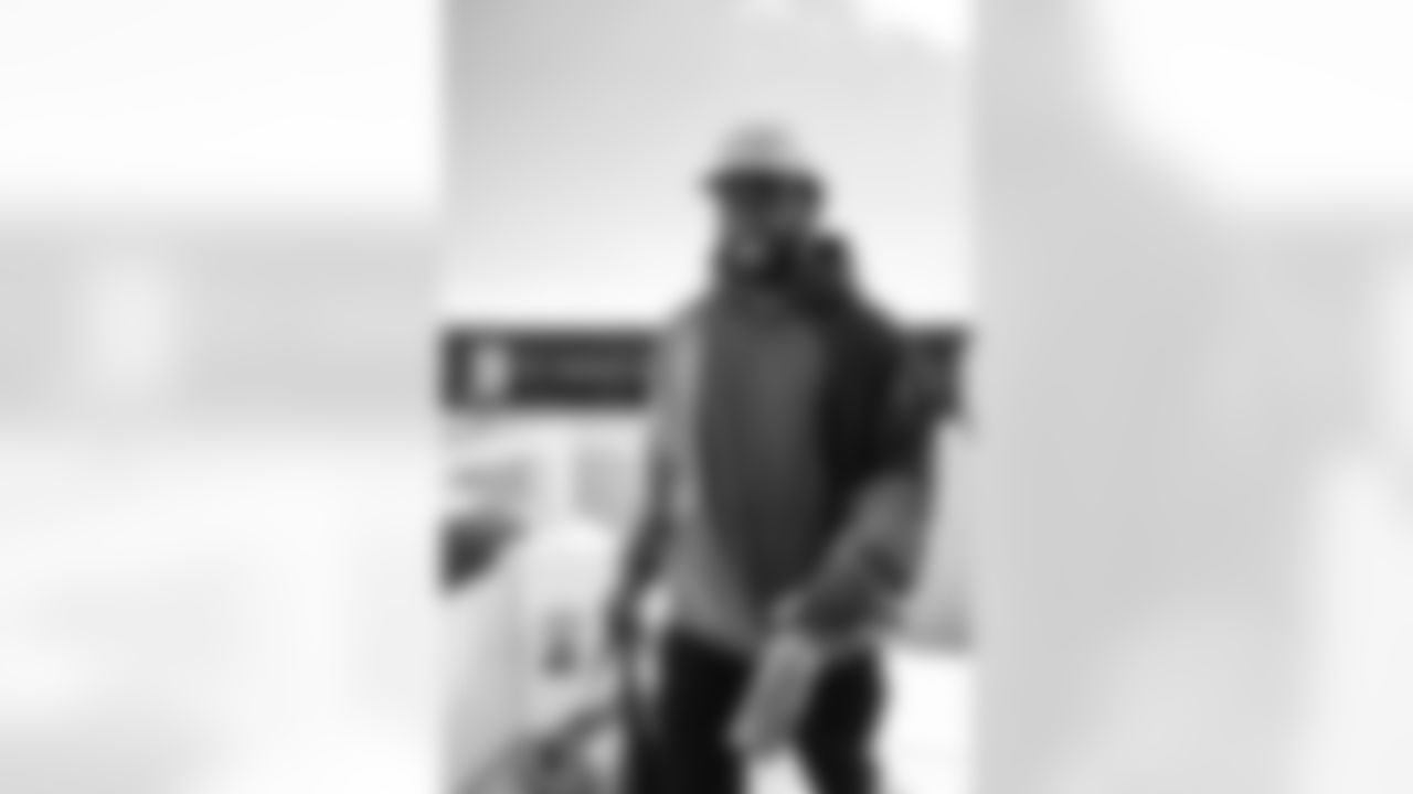 TAMPA, FL - December 27, 2025 - Linebacker Nick Jackson #53 of the Tampa Bay Buccaneers departs Tampa for a Week 17 game against the Miami Dolphins. Photo By Tori Richman/Tampa Bay Buccaneers