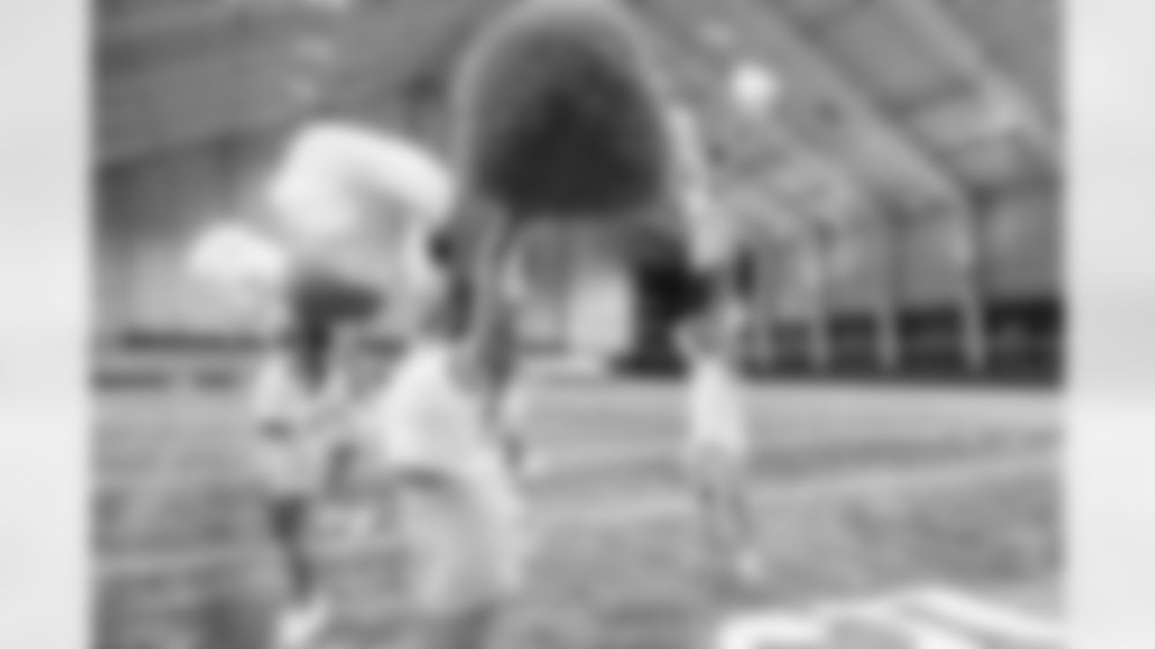 TAMPA, FL - December 09, 2025 - Tampa Bay Buccaneers Cheerleaders during Field Rehearsal at AdventHealth Training Center. Photo By Tori Richman/Tampa Bay Buccaneers