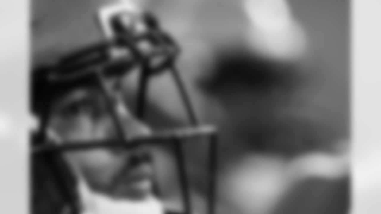 TAMPA, FL - December 07, 2025 - The Tampa Bay Buccaneers and New Orleans Saints play a regular season game at Raymond James Stadium. The Bucs lost the game, 24-20. Photo By Kyle Zedaker/Tampa Bay Buccaneers