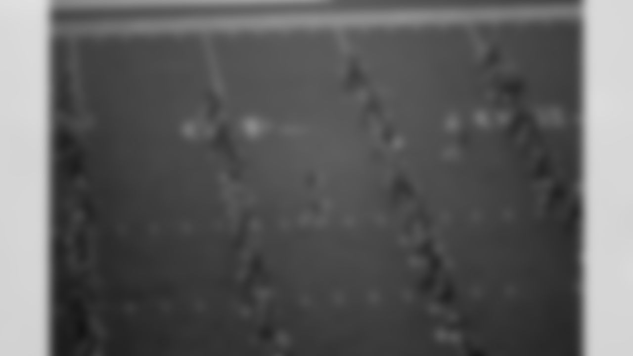 TAMPA, FL - December 07, 2025 - The Tampa Bay Buccaneers and New Orleans Saints during a regular season game at Raymond James Stadium. The Bucs lost the game, 24-20. Photo By Dave Pullis/Tampa Bay Buccaneers