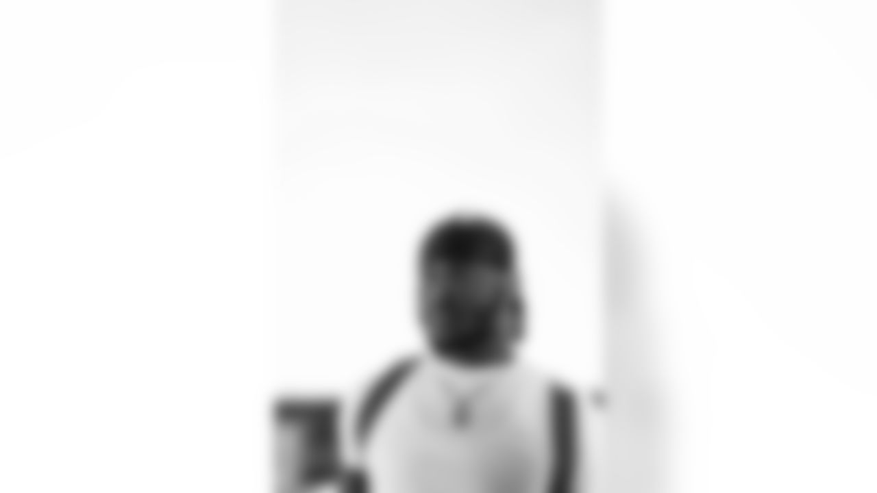 TAMPA, FL - November 15, 2025 - Safety Tykee Smith #23 of the Tampa Bay Buccaneers departs before the Bucs' game against the Buffalo Bills. Photo By Tori Richman/Tampa Bay Buccaneers