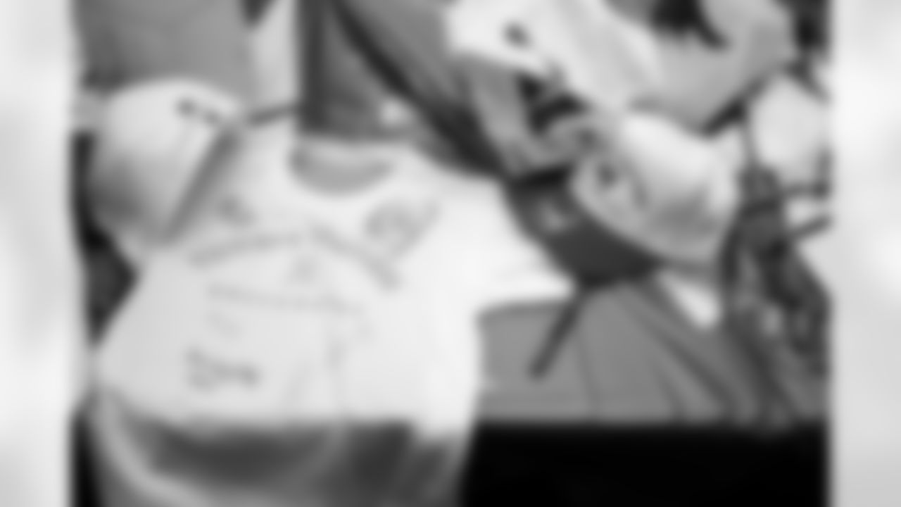 TAMPA, FL - November 19, 2025 - A visit with Triumph Together Cancer Warriors. Photo By Kyle Zedaker/Tampa Bay Buccaneers