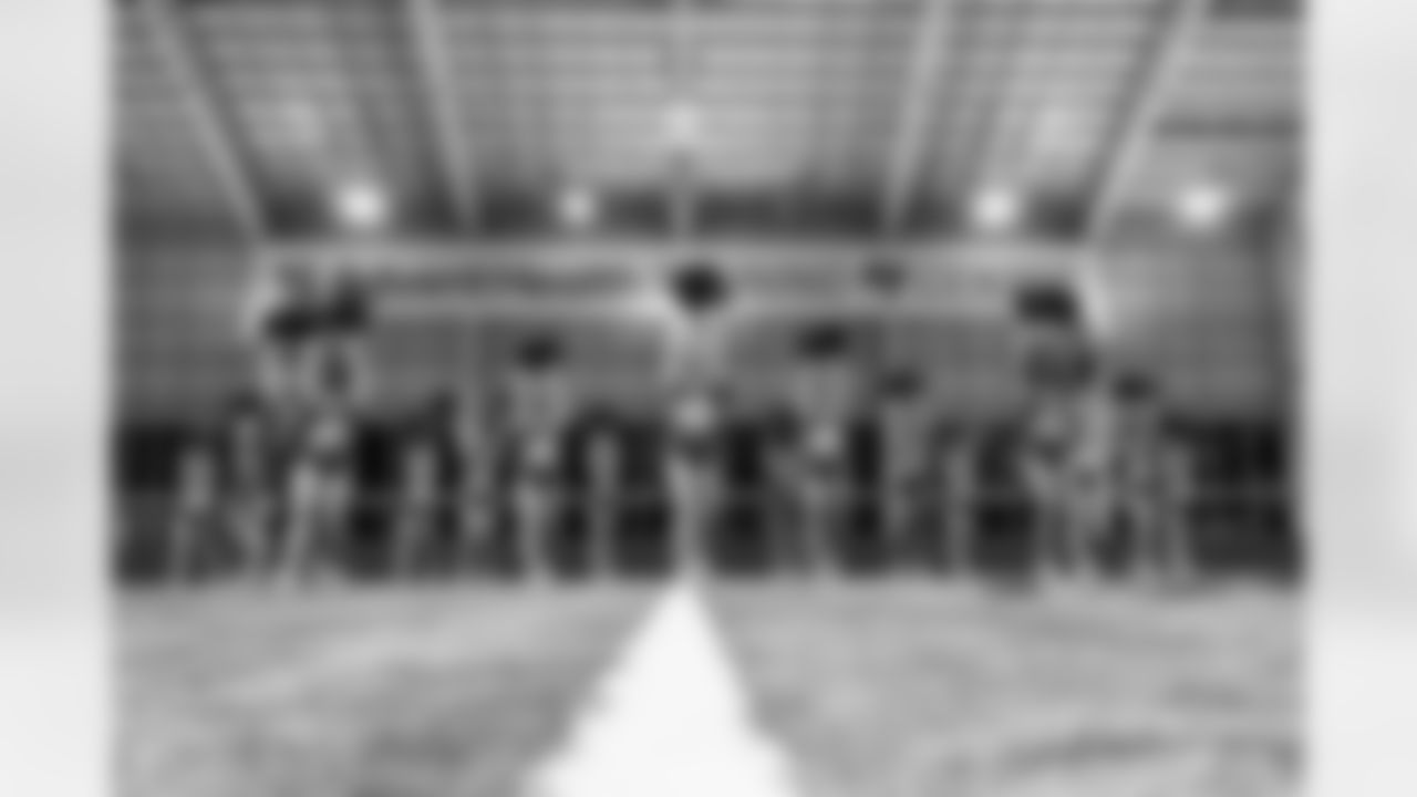 TAMPA, FL - January 02, 2026 - Tampa Bay Buccaneers Cheerleaders field rehearsal at AdventHealth Training Center. Photo By Tori Richman/Tampa Bay Buccaneers