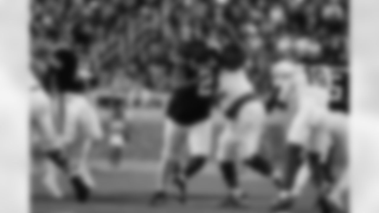 Texas Tech defensive tackle Lee Hunter (2) defends against Central Florida during the second half of an NCAA college football game Saturday, Nov. 15, 2025, in Lubbock, Texas. (AP Photo/Justin Rex)