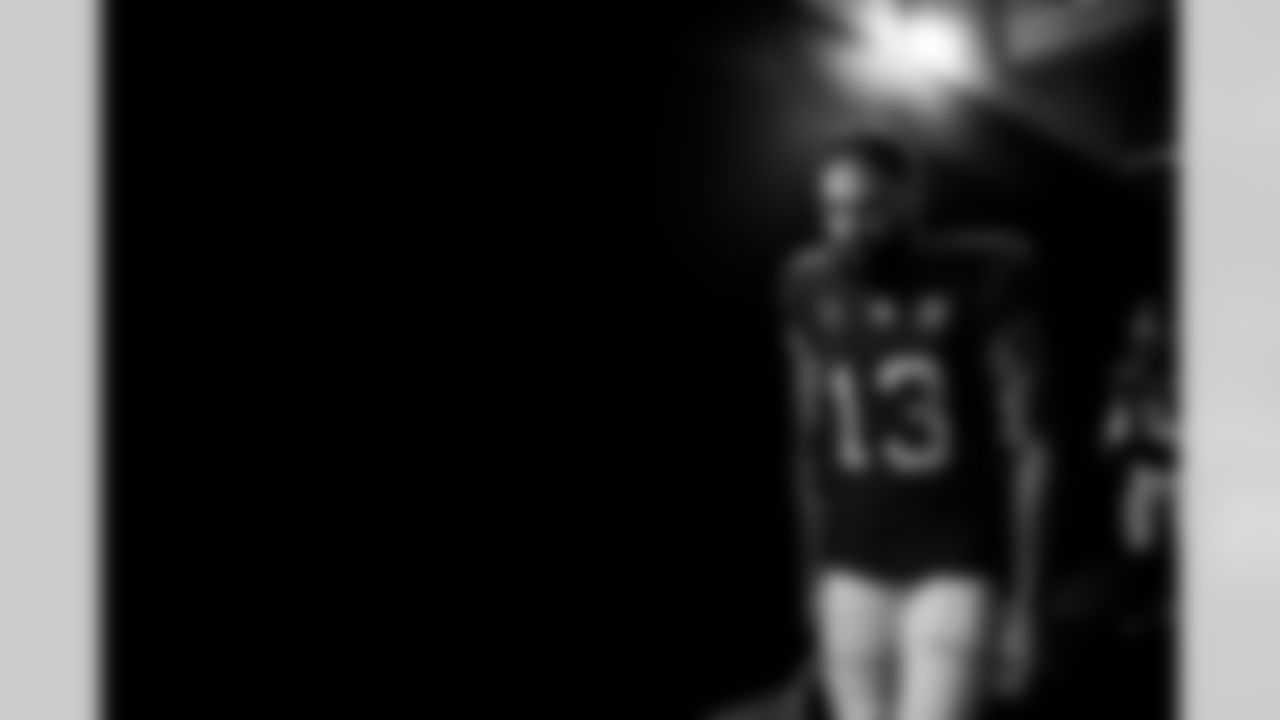 TAMPA, FL - January 03, 2026 - The Carolina Panthers and Tampa Bay Buccaneers play a regular season game at Raymond James Stadium. The Bucs won the game, 16-14. Photo By Tori Richman/Tampa Bay Buccaneers