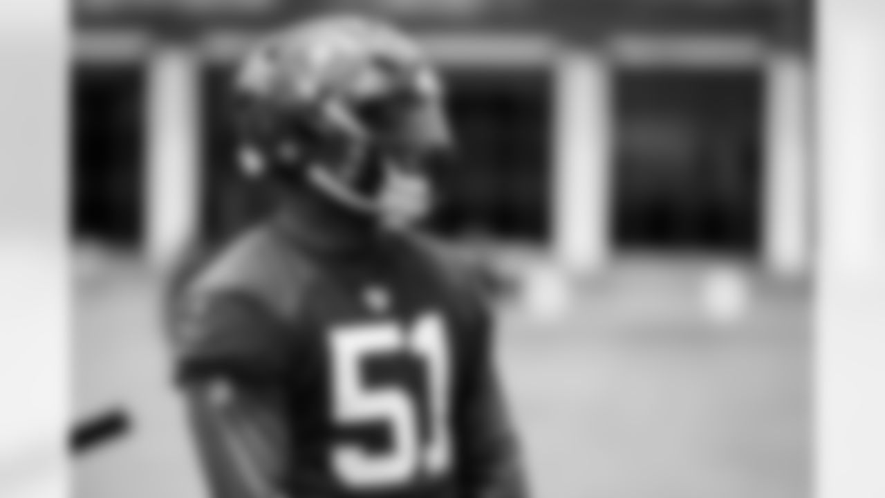 TAMPA, FL - May 10, 2025 - Outside Linebacker David Walker #51 of the Tampa Bay Buccaneers during rookie minicamp practice. Photo By Kyle Zedaker/Tampa Bay Buccaneers