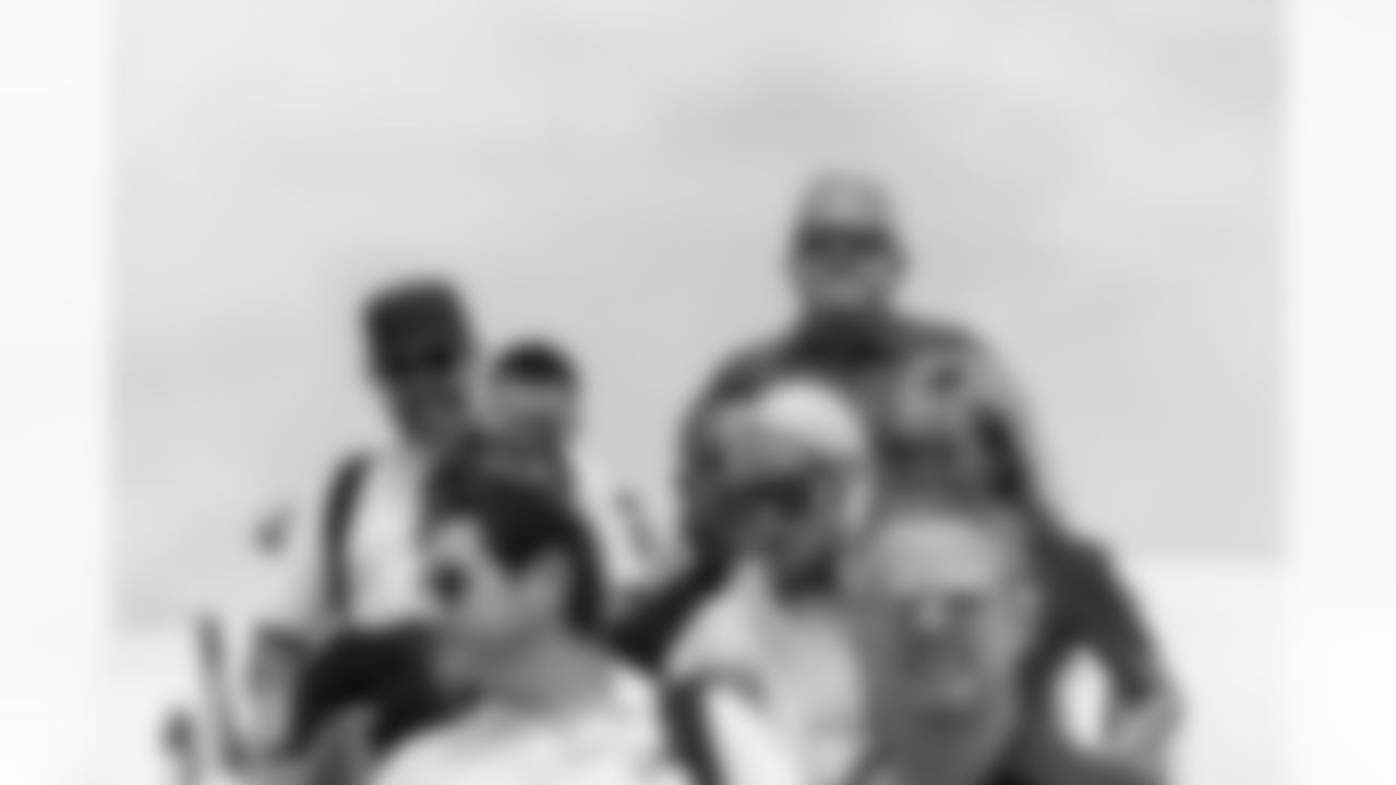 ATLANTA, GA - September 06, 2025 - Luxury Suite Excursion arrives for the game between the Tampa Bay Buccaneers and Atlanta Falcons. The Bucs won the game, 23-20. Photo By Doug DeFelice/Tampa Bay Buccaneers