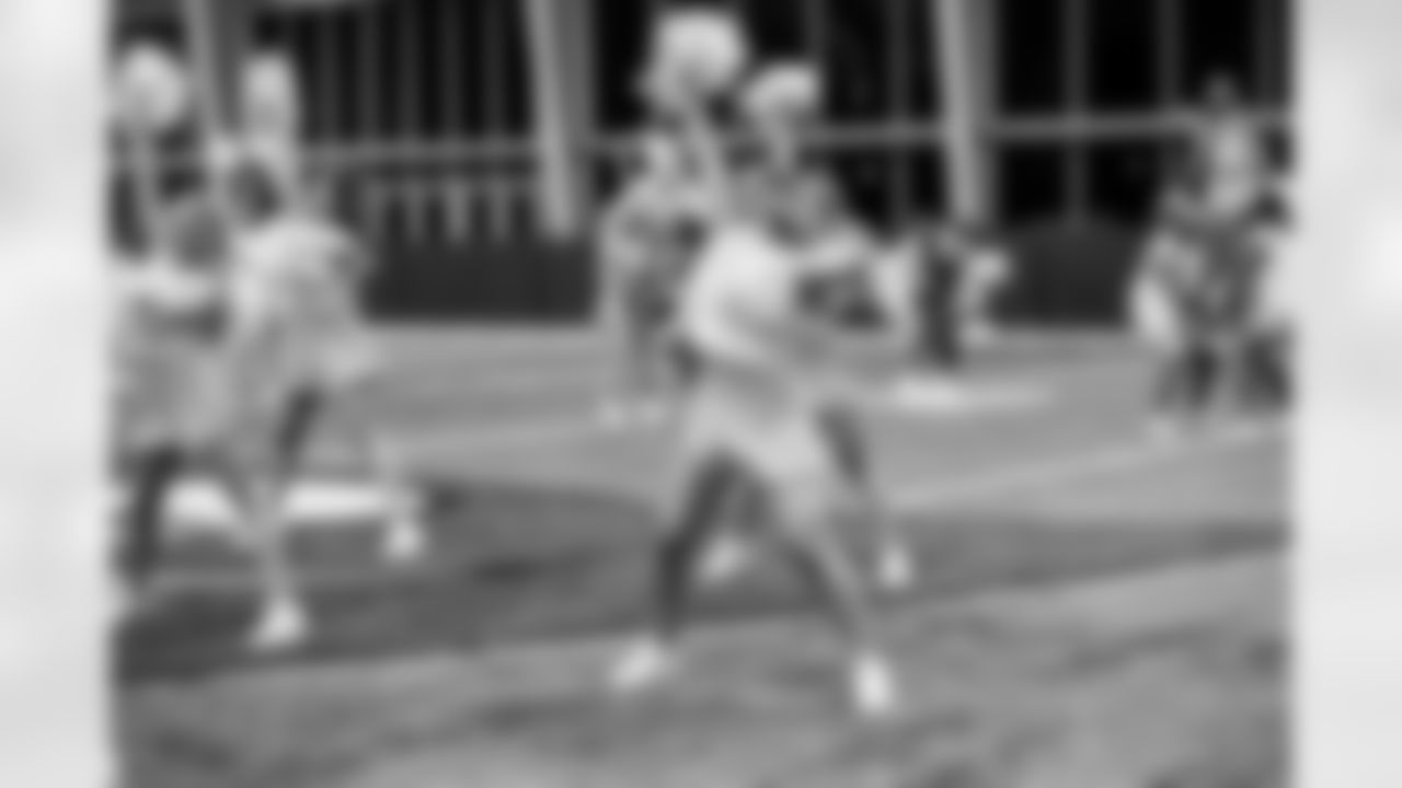 TAMPA, FL - December 09, 2025 - Tampa Bay Buccaneers Cheerleaders during Field Rehearsal at AdventHealth Training Center. Photo By Tori Richman/Tampa Bay Buccaneers