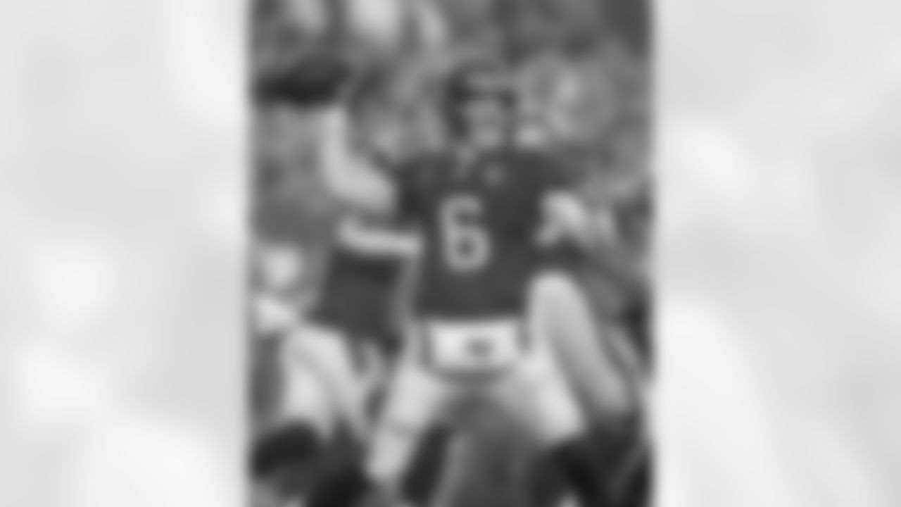 TAMPA, FL - January 03, 2026 - The Carolina Panthers and Tampa Bay Buccaneers play a regular season game at Raymond James Stadium. The Bucs won the game, 16-14. Photo By Doug DeFelice/Tampa Bay Buccaneers