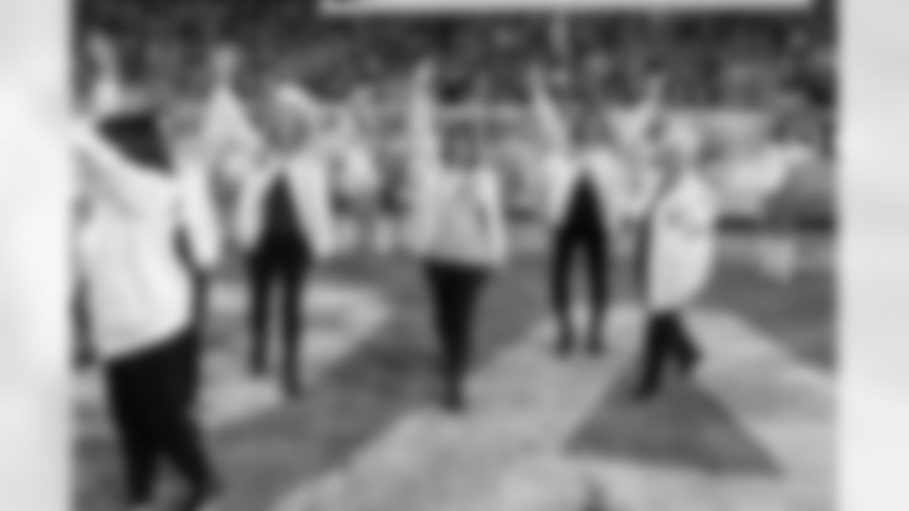 TAMPA, FL - December 11, 2025 - The Tampa Bay Buccaneers and Atlanta Falcons during a regular season game at Raymond James Stadium. The Bucs lost the game, 29-28. Photo By Mike Carlson/Tampa Bay Buccaneers