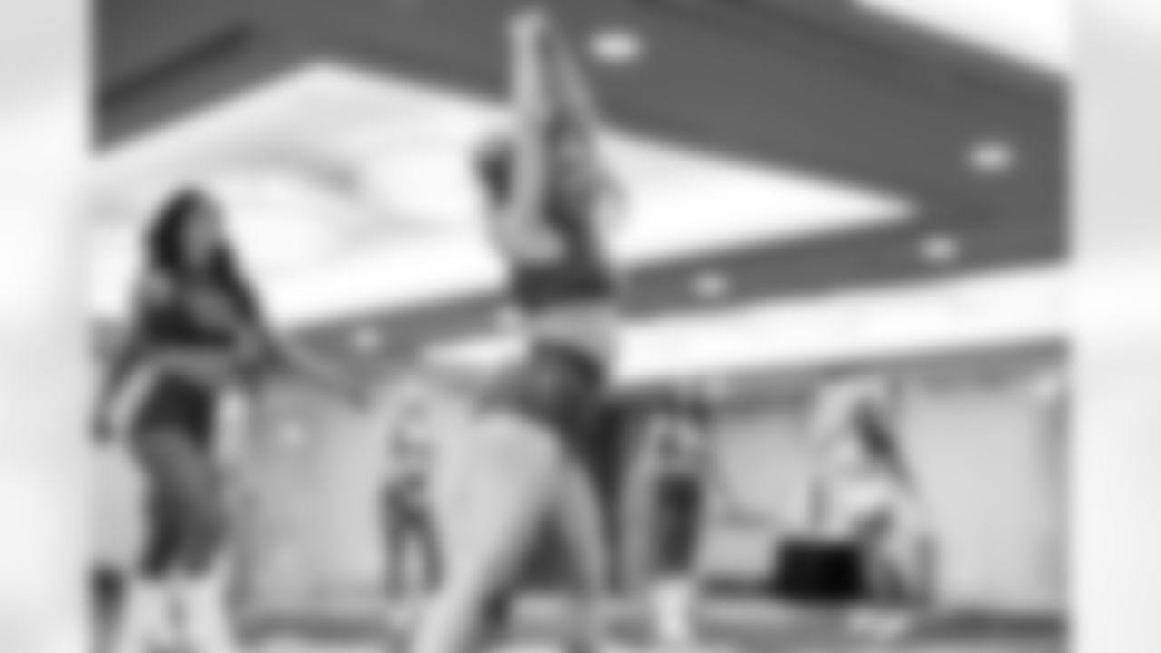 SAN FRANCISCO, CA - February 01, 2026 - Tampa Bay Buccaneers Pro Bowl Cheerleader Savannah during rehearsals. Photo By Tori Richman/Tampa Bay Buccaneers