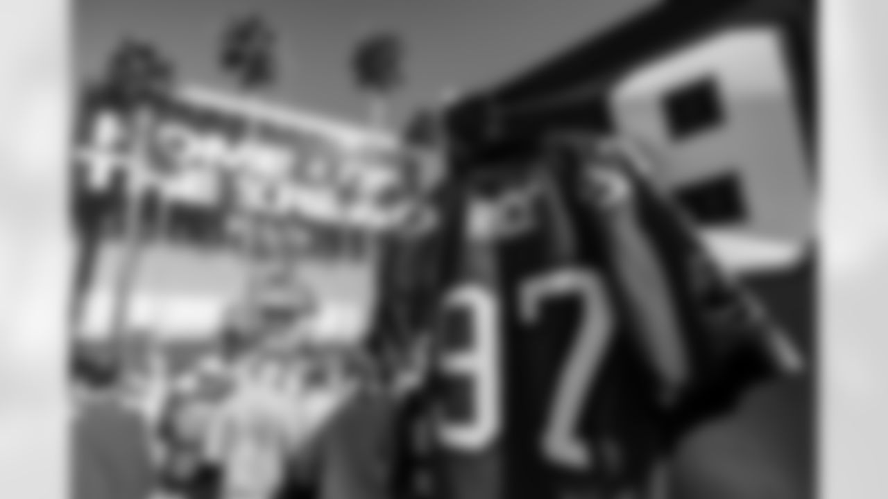 TAMPA, FL - November 30, 2025 - Buccaneers Legend Simeon Rice jersey before the game between the Arizona Cardinals and Tampa Bay Buccaneers. The Bucs won the game, 20-17. Photo By Dave Pullis/Tampa Bay Buccaneers