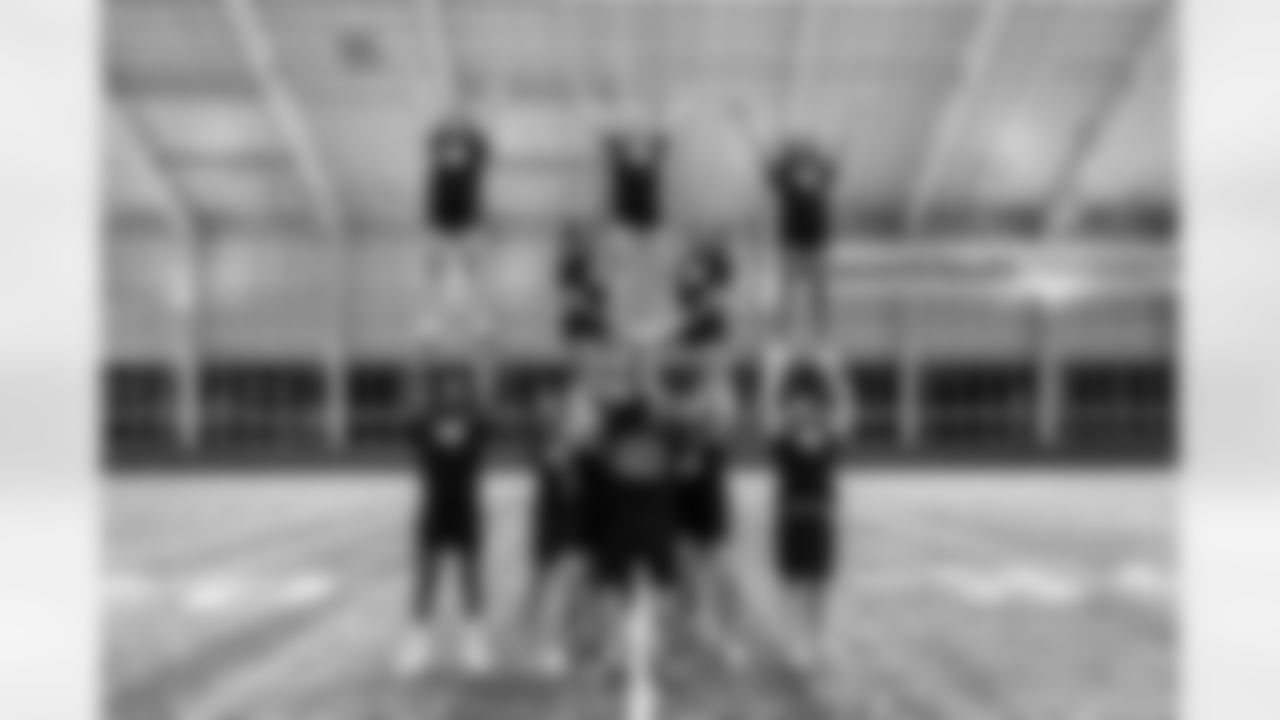 TAMPA, FL - December 04, 2025 - Tampa Bay Buccaneers Cheerleaders field rehearsal at AdventHealth Training Center. Photo By Tori Richman/Tampa Bay Buccaneers