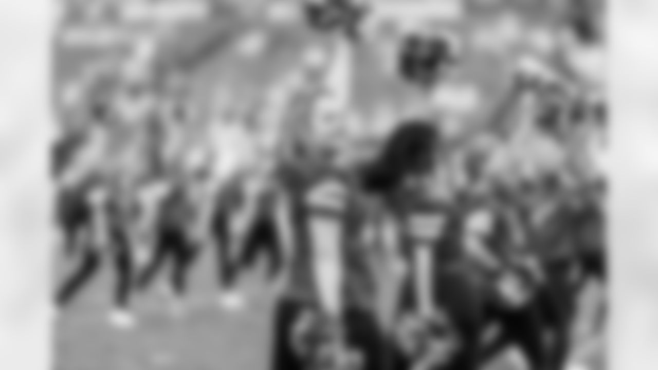 TAMPA, FL - December 07, 2025 - The Tampa Bay Buccaneers and New Orleans Saints during a regular season game at Raymond James Stadium. The Bucs lost the game, 24-20. Photo By Tori Richman/Tampa Bay Buccaneers