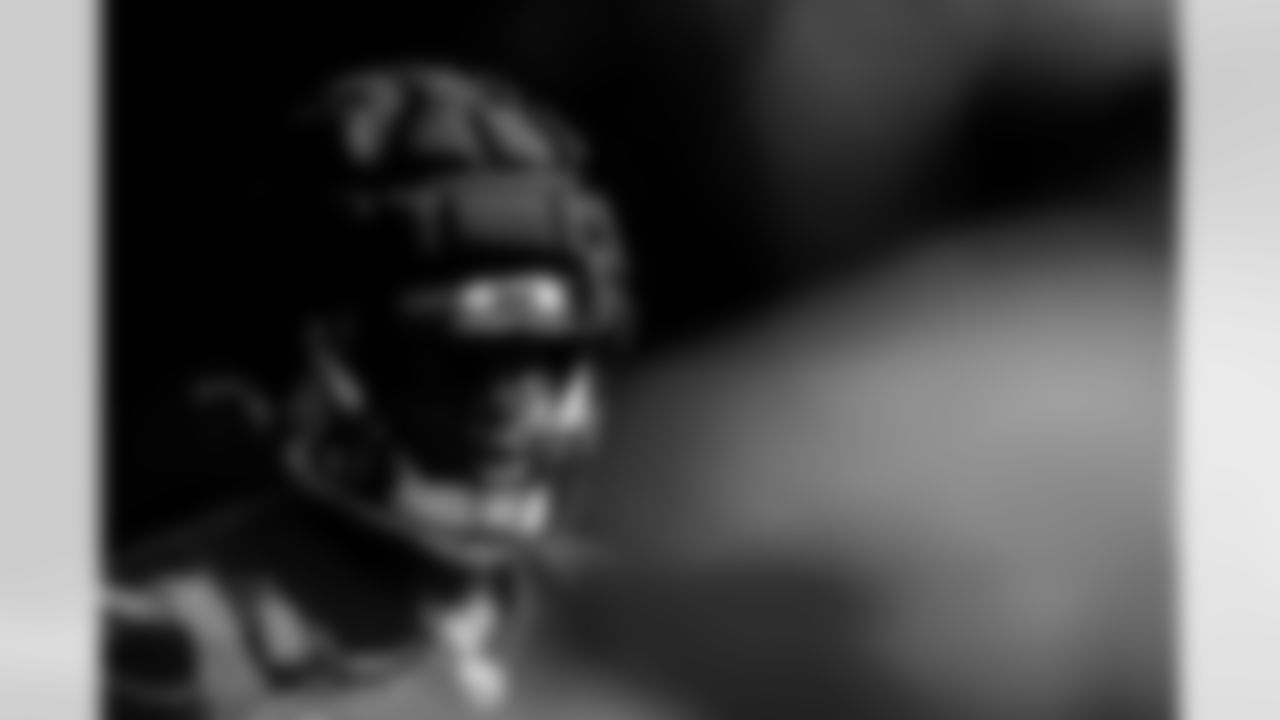 TAMPA, FL - November 13, 2025 - Offensive Tackle Benjamin Chukwuma #70 of the Tampa Bay Buccaneers during practice at AdventHealth Training Center. Photo By Kyle Zedaker/Tampa Bay Buccaneers