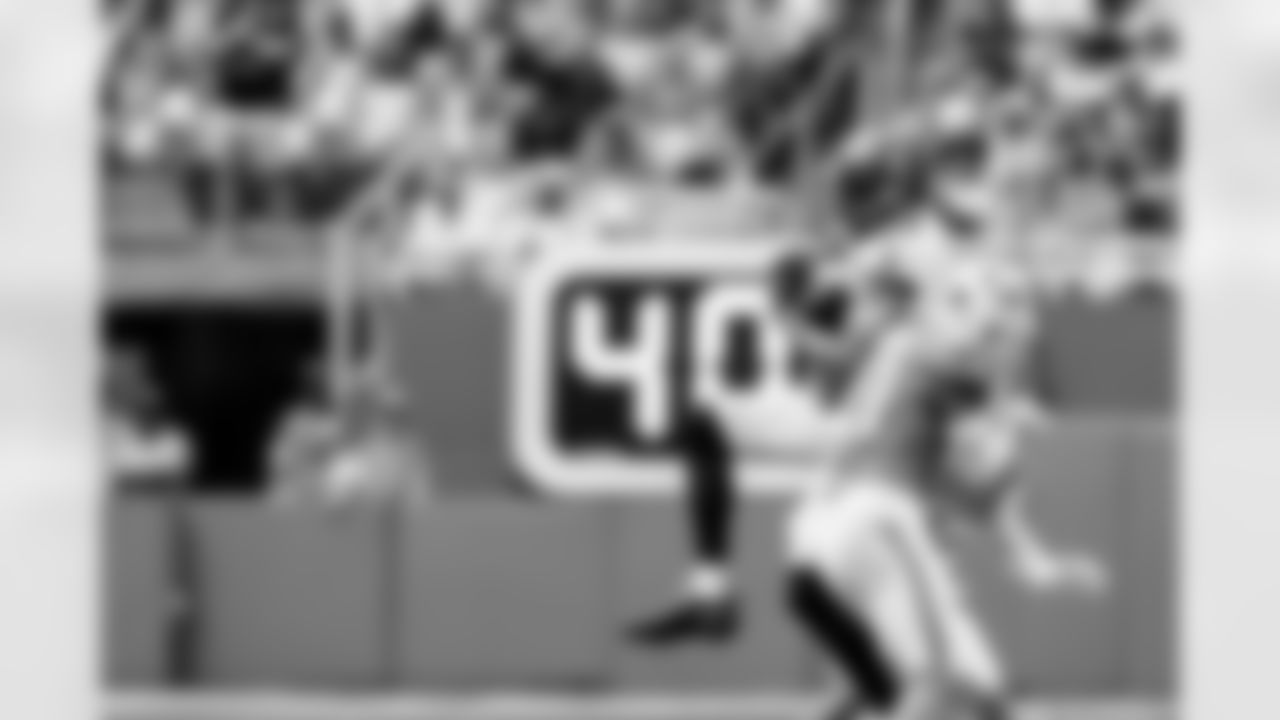 MIAMI GARDENS, FL - December 28, 2025 - Wide Receiver Mike Evans #13 of the Tampa Bay Buccaneers during the game between the Tampa Bay Buccaneers and Miami Dolphins. The Bucs lost the game, 20-17. Photo By Tori Richman/Tampa Bay Buccaneers