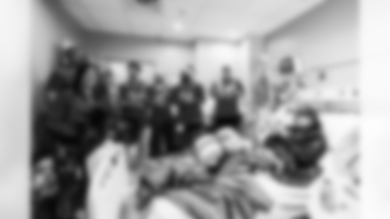 ST. PETERSBURG, FL - December 16, 2025 - Rookie Club visit to Johns Hopkins All Children's Hospital. Photo By Tori Richman/Tampa Bay Buccaneers