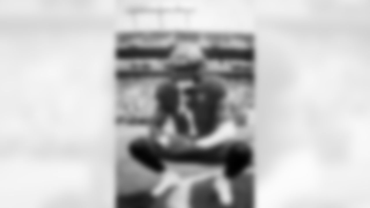 TAMPA, FL - December 07, 2025 - The Tampa Bay Buccaneers and New Orleans Saints play a regular season game at Raymond James Stadium. The Bucs lost the game, 24-20. Photo By Kyle Zedaker/Tampa Bay Buccaneers