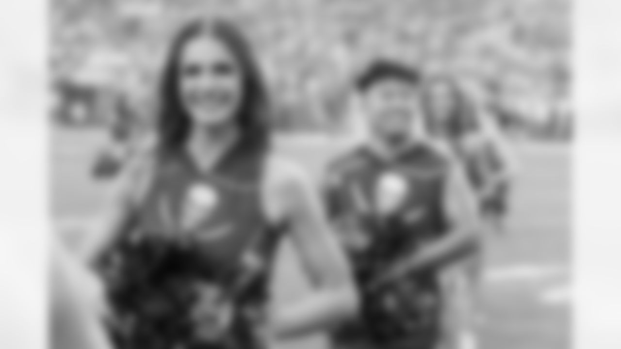 TAMPA, FL - January 03, 2026 - The Carolina Panthers and Tampa Bay Buccaneers play a regular season game at Raymond James Stadium. The Bucs won the game, 16-14. Photo By Doug DeFelice/Tampa Bay Buccaneers