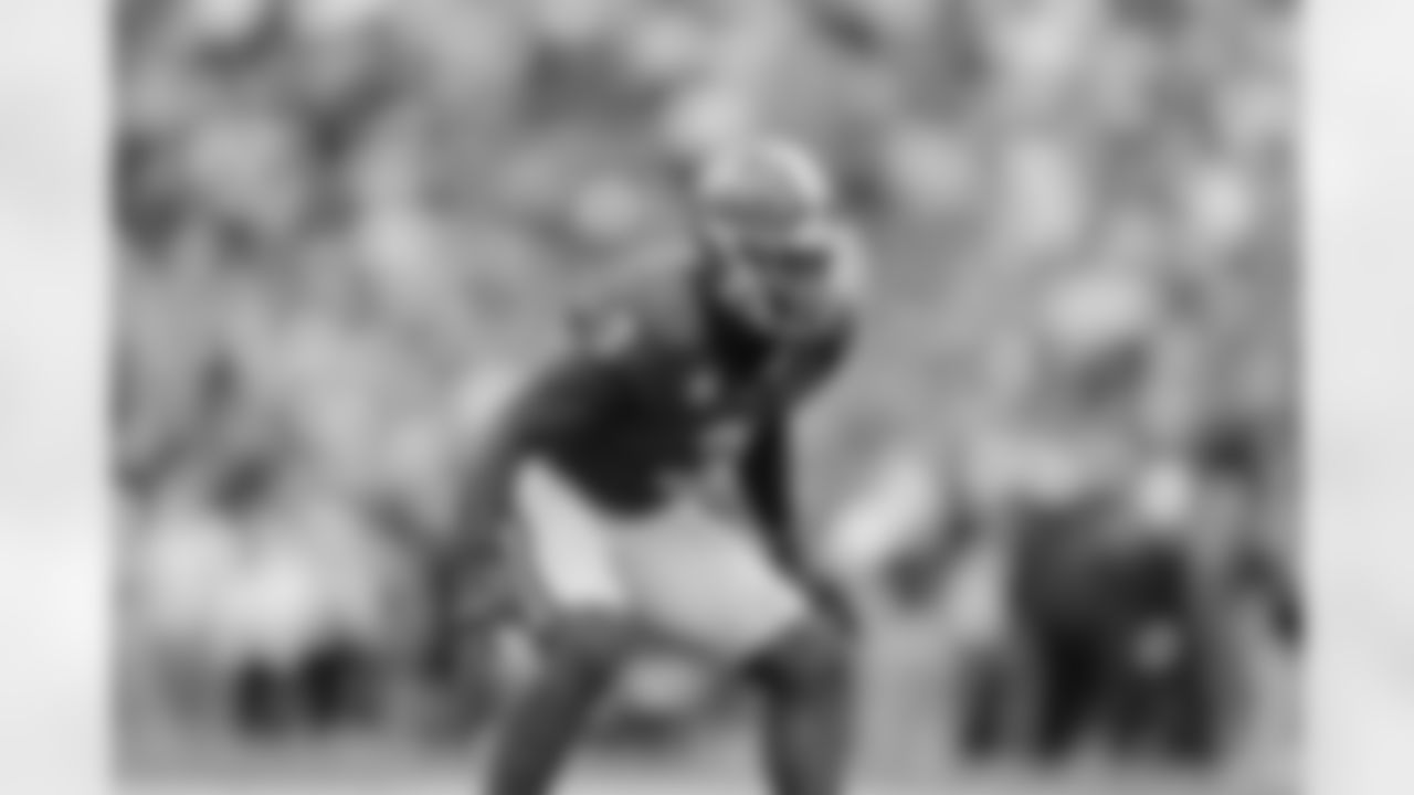 Georgia inside linebacker CJ Allen (3) defends during the first half of an NCAA football game against Kentucky on Saturday, Oct. 4, 2025 in Athens, Ga. (AP Photo/Stew Milne)