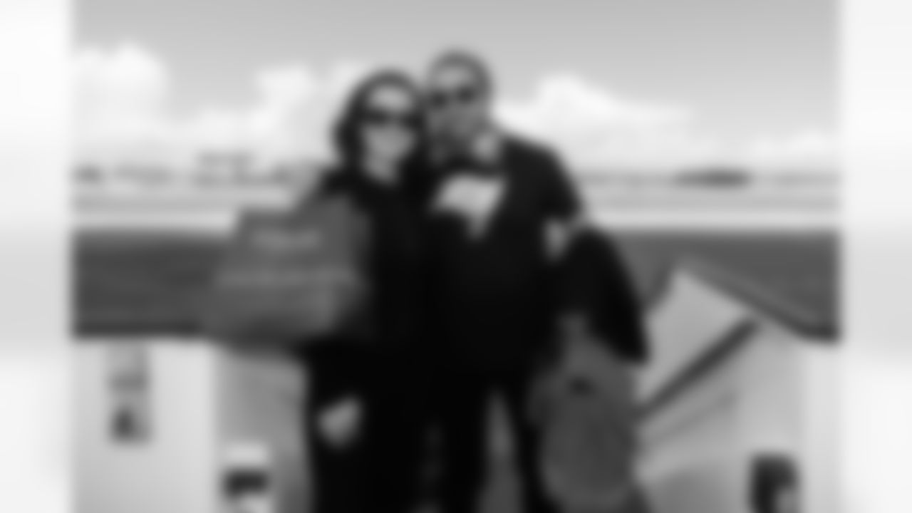 ATLANTA, GA - September 06, 2025 - Luxury Suite Excursion departs for the game between the Tampa Bay Buccaneers and Atlanta Falcons. The Bucs won the game, 23-20. Photo By Doug DeFelice/Tampa Bay Buccaneers