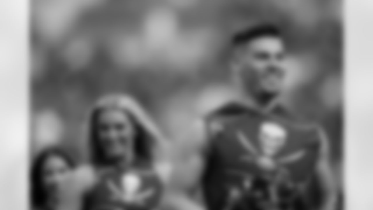 TAMPA, FL - December 07, 2025 - The Tampa Bay Buccaneers and New Orleans Saints during a regular season game at Raymond James Stadium. The Bucs lost the game, 24-20. Photo By Doug DeFelice/Tampa Bay Buccaneers