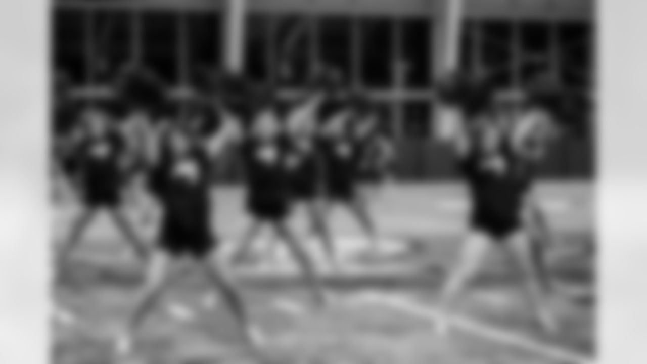 TAMPA, FL - December 04, 2025 - Tampa Bay Buccaneers Cheerleaders field rehearsal at AdventHealth Training Center. Photo By Tori Richman/Tampa Bay Buccaneers