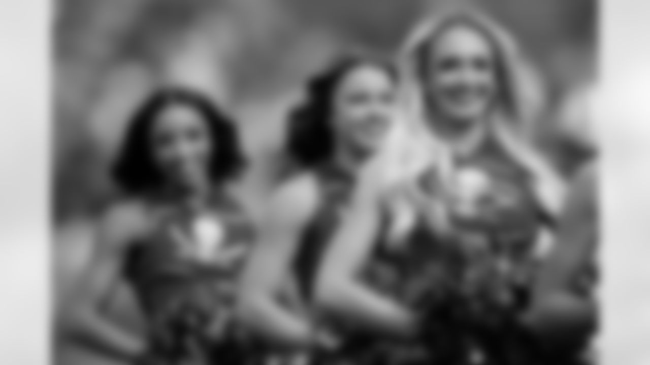 TAMPA, FL - December 07, 2025 - The Tampa Bay Buccaneers and New Orleans Saints during a regular season game at Raymond James Stadium. The Bucs lost the game, 24-20. Photo By Doug DeFelice/Tampa Bay Buccaneers