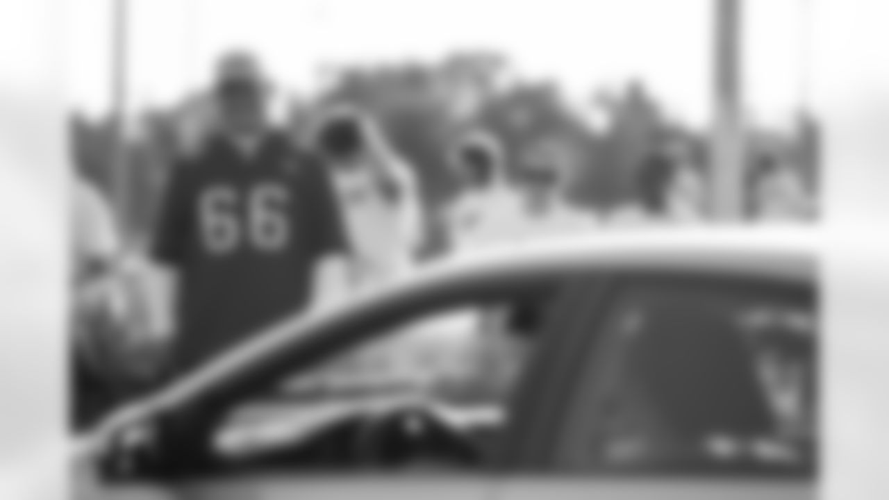 TAMPA, FL - November 25, 2025 - Guard Ben Scott #66 of the Tampa Bay Buccaneers during Turkey Time with the O-Line. Photo By Kyle Zedaker/Tampa Bay Buccaneers