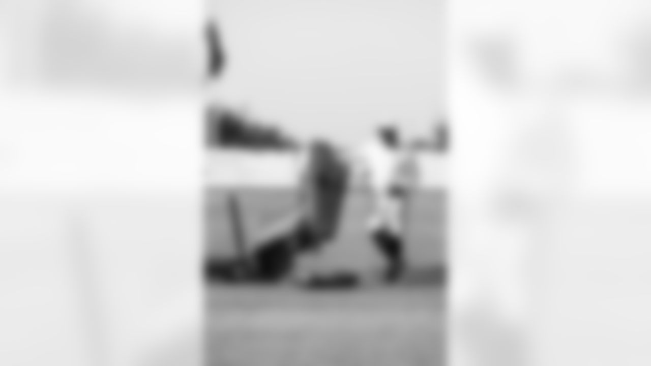 TAMPA, FL - December 17, 2025 - Week 16 practice at AdventHealth Training Center. Photo By Tori Richman/Tampa Bay Buccaneers