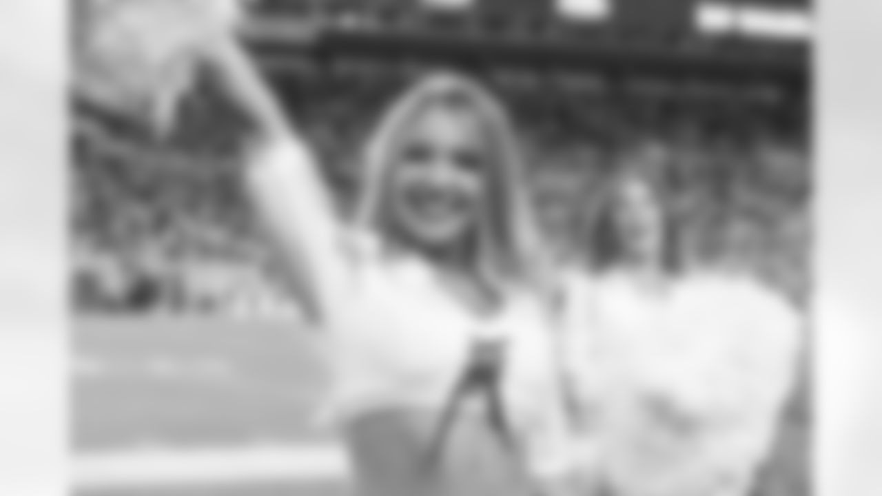 TAMPA, FL - December 11, 2025 - The Tampa Bay Buccaneers and Atlanta Falcons during a regular season game at Raymond James Stadium. The Bucs lost the game, 29-28. Photo By Doug DeFelice/Tampa Bay Buccaneers